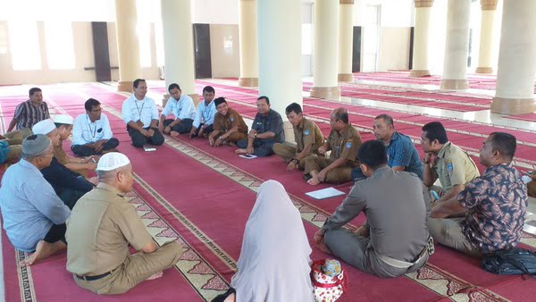 Asisten 1 Sekretariat Daerah Pasbar Setia Bakti Di Masjid Agung