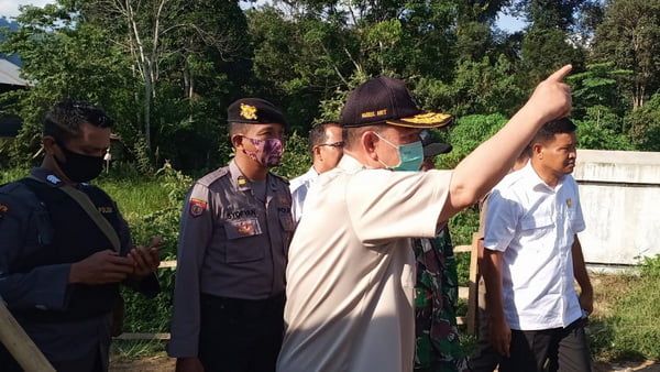 Wakil Gubernur Sumbar Nasrul Abit Tinjau Ruas Jalan Di Padang Sawah - Kumpulan Dan Meninjau Lokasi Batang Masang, Nagari Limo Koto, Kecamatan Bonjol