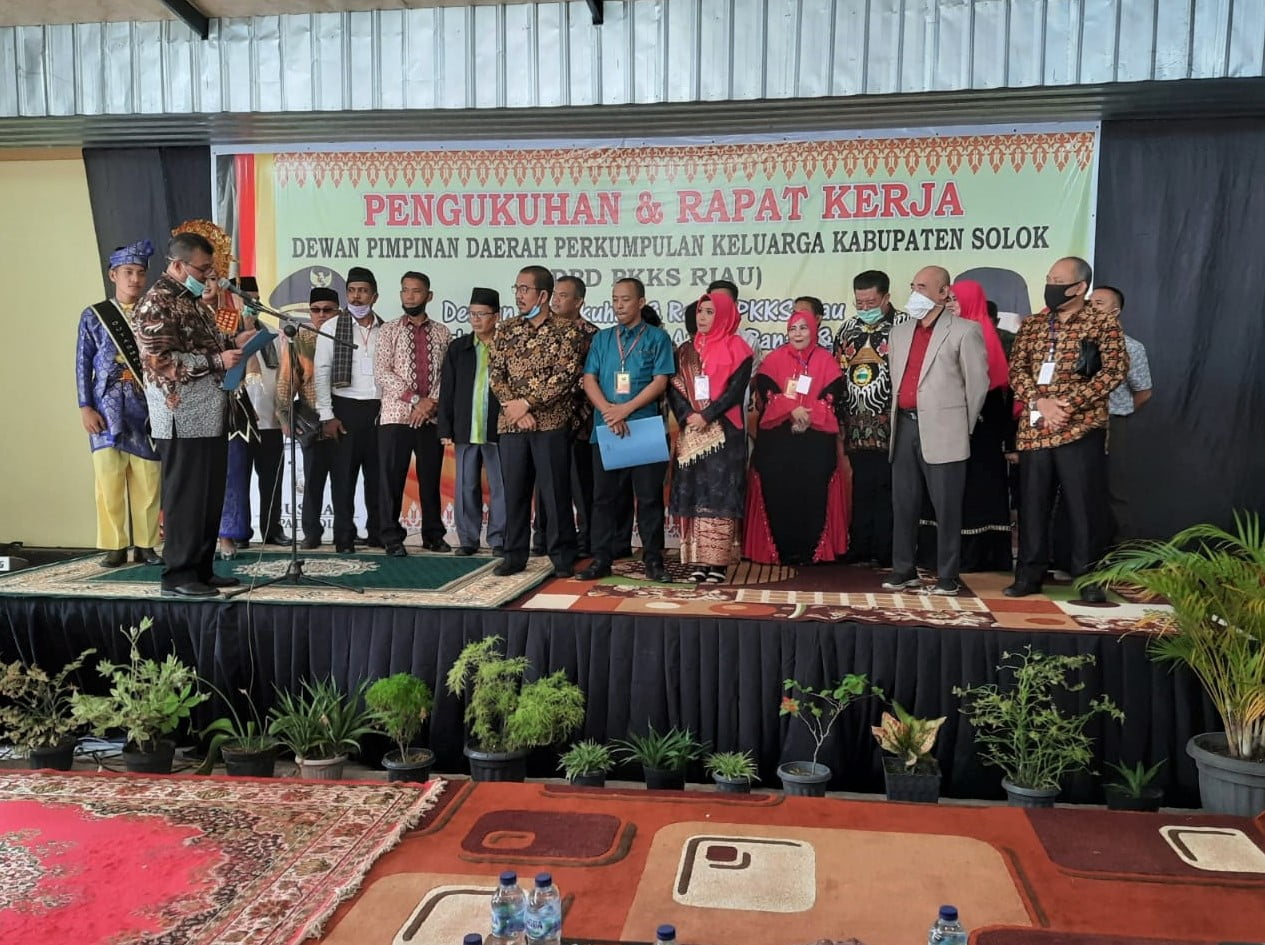 Bupati Solok Gusmal Mengukuhkan Kepengurusan Dpd Pkks Provinsi Riau