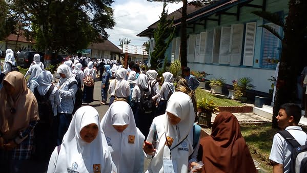 Sman-1 Padang Panjang, Tiap Tahun Pelamarnya Selalu Membludak