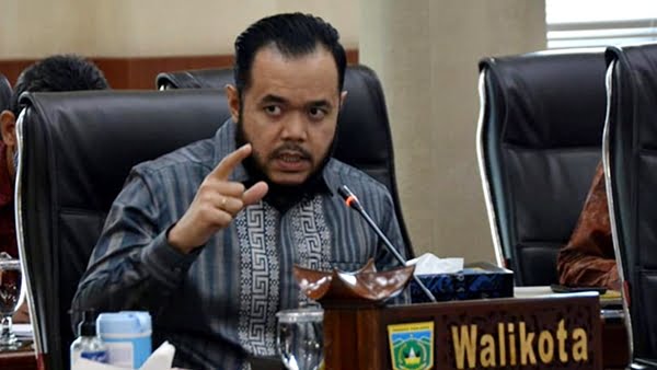 Walikota Fadly Amran