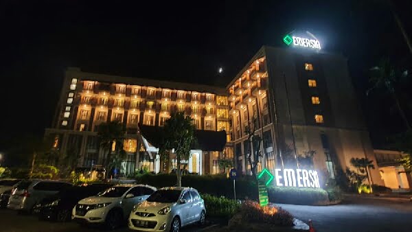 Berita Terkini Emeris Hotel