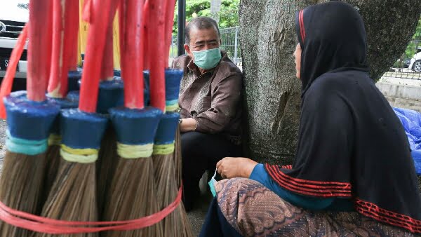 Nasrul Abit Mendengar Kisah Pilu Pedagang Sapi Lidi