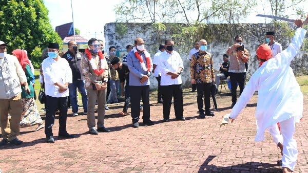 Wakil Ketua Dpd Ri Nono Sampono Fgd Di Tidore