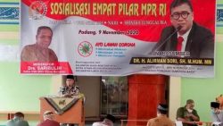 Anggota Dpd Ri Dapil Sumbar, Alirman Sori Saat Sosialisasi Empat Pilar Mpr Ri Kepada Warga Banuaran Nan Xx Kecamatan Lubuk Begalung