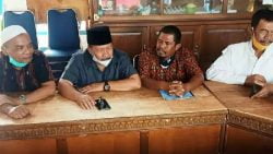 Bupati Agam terpilih Andriwarman bersama PWI Agam