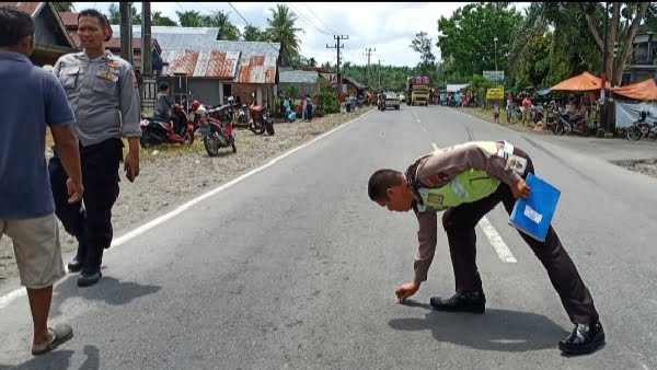 Berita Terkini Anggota Satlantas Polres Pasbar Saat Olah Tkp