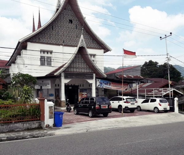 Kantor Dinas Dukcapil Kota Padang Panjang Di Jalan St.syahrir, Jalan Raya Padang-Bukittinggi/Solok