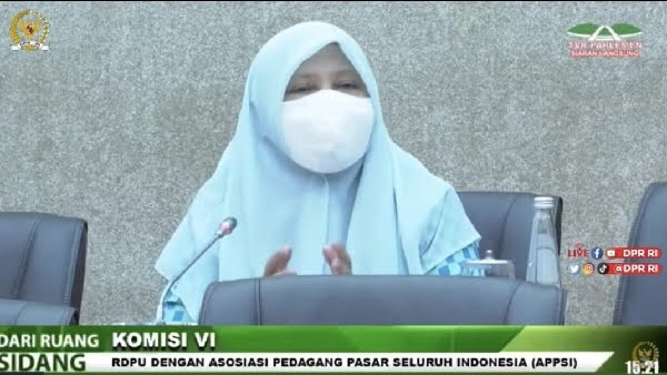 Berita Terkini Nevi Zuairina 1