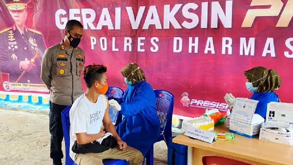 Berita Terkini Vaksin Polres Dharmasraya