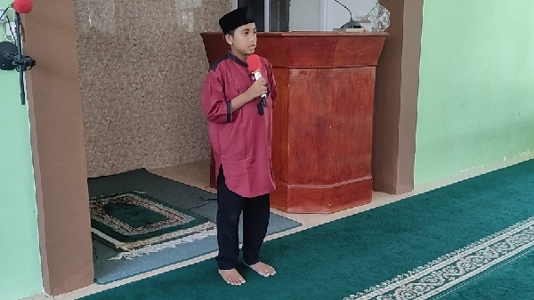 Hafalan Al Al Quran Oleh Santri Tahfizh Masjid Al Quwait