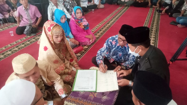 Zondra Volta Gelar Akad Nikah Dengan Pujaan Hatinya