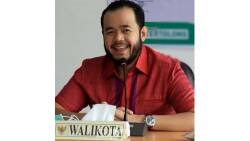 Walikota Padang Panjang, Fadly Amran