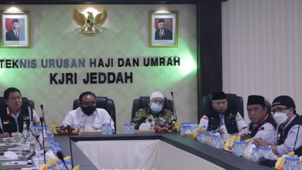 Kepala Pusat Kesehatan Haji, Dr. Budi Sylvana, Mars Saat Pertemuan Dengan Menteri Agama