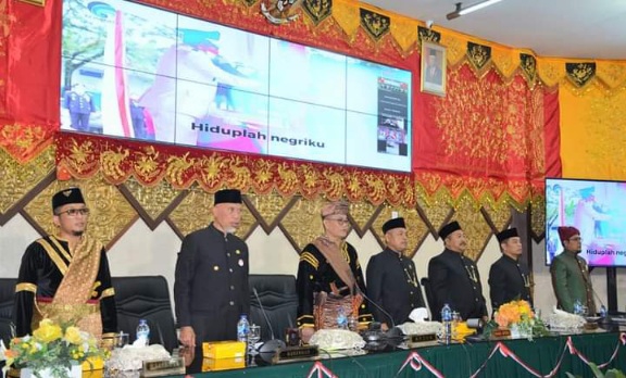 Rapat Paripurna Istimewa Hut Kota Padang