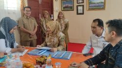 Tim Monev Ki Sumbar Saat Verfak