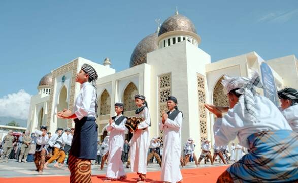 Penabuhan Gendang Oleh Gubernur Sumbar, Mahyeldi Pertanda Dibukanya Mtq Nasional  Padang Panjang  Tahun 2022 ( Foto;Kominfo)