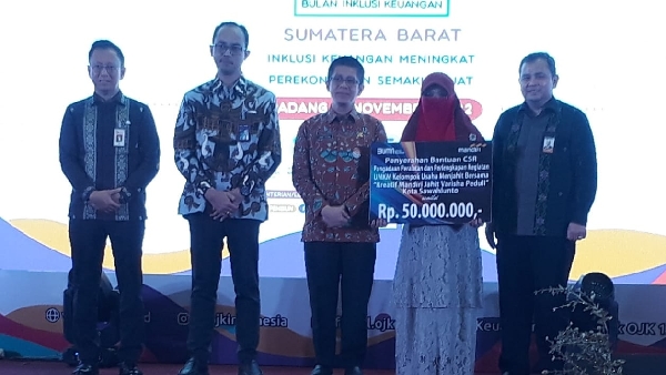 Yayasan Varisha Peduli Sawahlunto Sarlina Putri