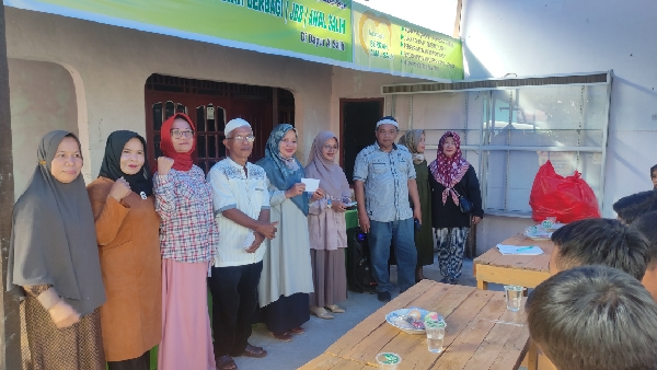 Jbb Amal Salih Yang Berlangsung Pada Jumat (16/12/2022) Menghadirkan Praktisi Pendidikan Erawati, M.pd Dan Rahmah