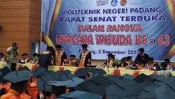 Wisuda Pnp