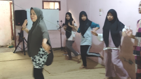 Latihan Tari tradisional