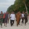 Kunjungan ke Pulau Panaggalat Mentawai