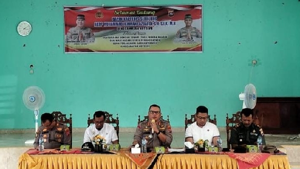 Kapolres Sijunjung Akbp Muhamad Ikhwan Lazuardi,Sh,Sik,Mh, Gelar Silaturrahim Dengan Semua Elemen Masyarakat Di Udkp Kecamatan Koto Vii Tanjung Ampalu