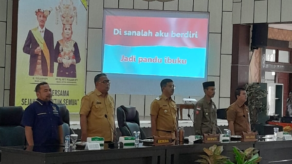 Khairunas Saat Membuka Sosialisasi Kip, Di Aula Sarantau Sasurambi Komplek Kantor Bupati Solok Selatan,