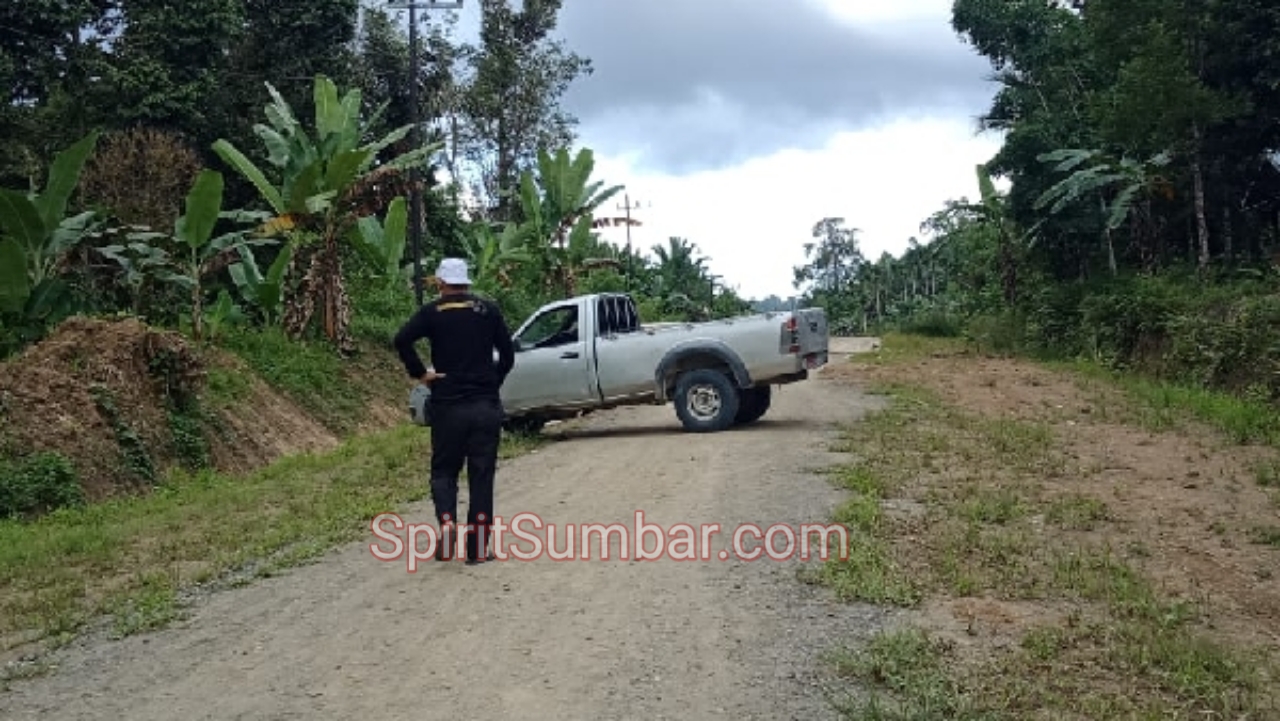 Ruas Jalan Rogdok-Madobag Kecamatan Siberut Selatan Yang Putus Kontrak Di Tahun 2022