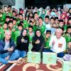 Rylife saat menjalankan program Gerakan Wakaf Sejuta Alquran di Pondok Pesantren As-Shofa, Kecamatan Rajeg, Tangerang, Banten.