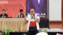 Ketua Dprd Sumbar, Supardi Boyong Para Guru Smk Ke Yogyakarta 