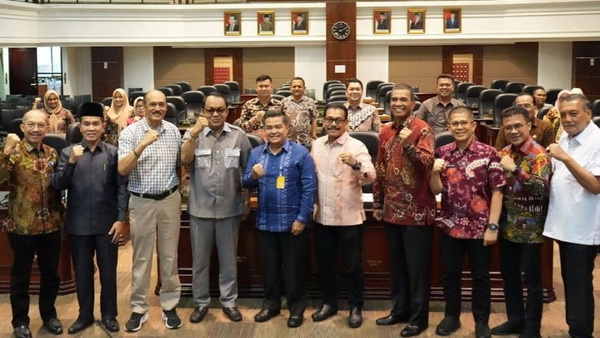 Komisi III DPRD Sumbar Evaluasi Pelaksanaan Kegiatan Tahun 2023 Bersama Mitra