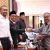 Wakil Ketua DPRD Sumbar Irsyad Safar Pimpin Rapat Paripurna Pembentukan Pansus LKPJ 2023