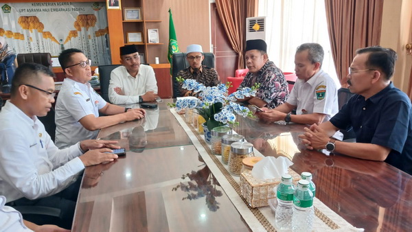 Wakil Ketua Dprd Sumbar Bersama Komisi V Tinjau Upt Embarkasi Haji Padang