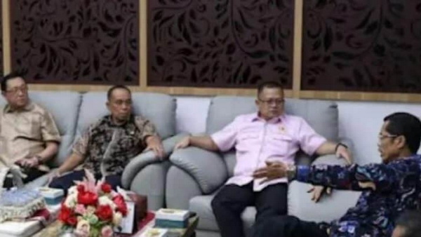 Kunjungi Dprd Sumbar, Dprd Jambi Ingin Tahun Peran Dprd Dalam Pembangunan