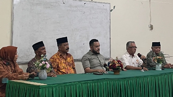 Fadly Amran bersama Forum Anak Nagari