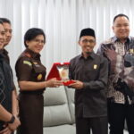 Ketua Sementara Dprd Sumbar Irsyad Safar Terima Kunjungan Kajati Sumbar