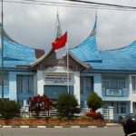 Gedung Perumda Air Minum Tirta Serambi Padang Panjang