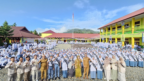 KI Sumbar Kukuhkan 210 Pelajar SMKN 1 Lubuk Sikaping