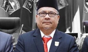 Ketua Dprd Sumbar, Muhidi