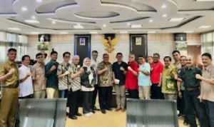 Ketua Dprd Sumbar Muhidi Bersama Pwi