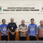 Ketua DPRD Sumbar Muhidi saat meninjau Pelayanan Kesehatan di RSUD Pariaman