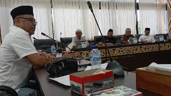 Audiensi Ketua DPRD Sumbar dengan PJKIP