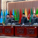 DPRD Sumbar Umumkan Usulan Pemberhentian dan Pengangkatan Gubernur - Wagub