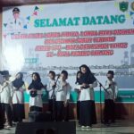 Para peserta lomba Mars Didikan Subuh