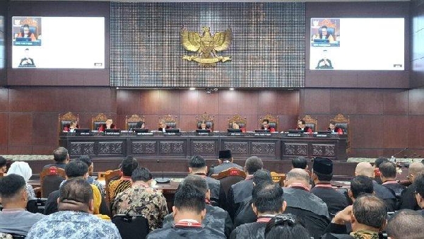 Sidang MK