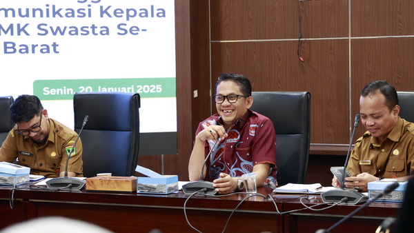 Wakil Ketua DPRD Sumbar, Evi Yandri Rajo Budiman Terima Aspirasi FKKS SMK Swasta se-Sumbar