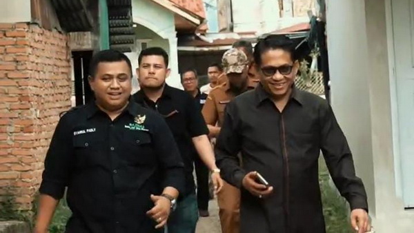 Wakil Ketua DPRD Sumbar, Evi Yandri Tinjau Lima Sungai di Kota Padang