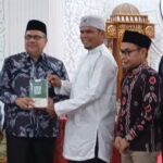 Muhidi saat Safari Ramadhan di Masjid Al Muhajirin, Perumahan Nuansa Indah III, Kelurahan Koto Panjang Ikua Koto, Kecamatan Koto Tangah, Kota Padang, Minggu 16/3/2025. (Foto Hms/spiritsumbar)