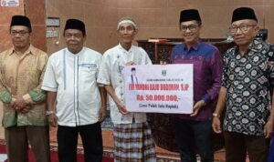 Wakil Ketua DPRD Sumbar, Evi Yandri Rajo Budiman